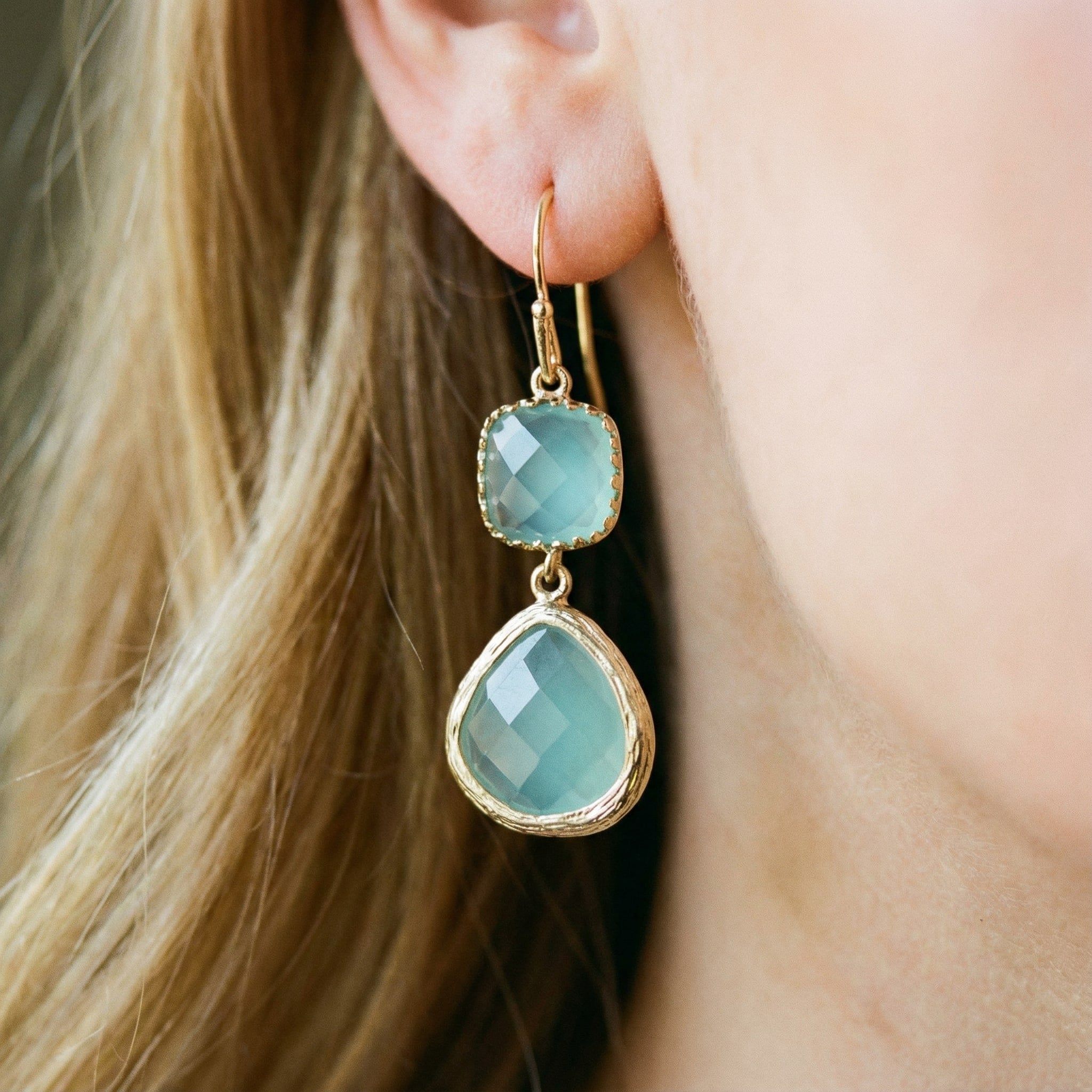 Vintage náušnice s tyrkysovým a měsíčním kamenem