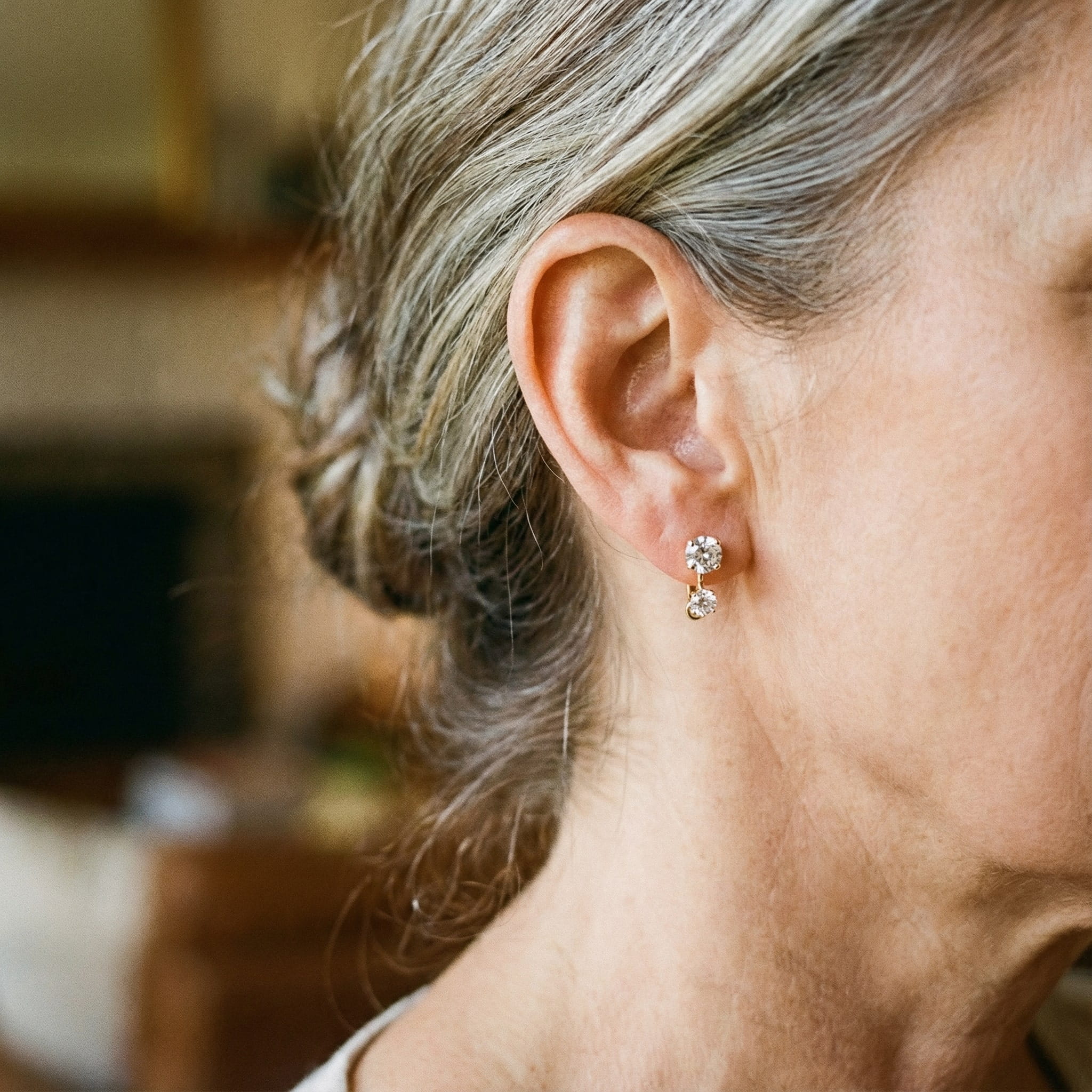 Náušnice se zirkonem evropským a americkým