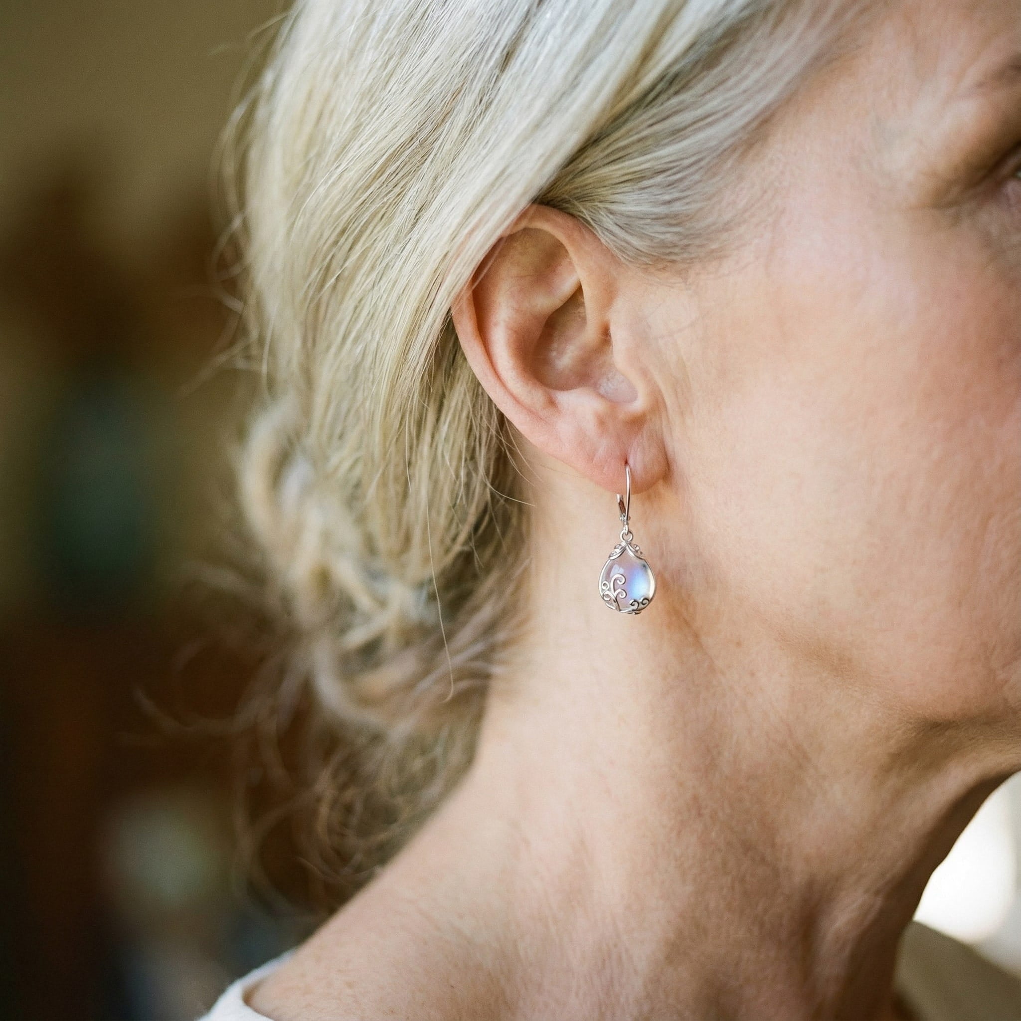 Náušnice z Měsíčního Kamene Duch Svobody