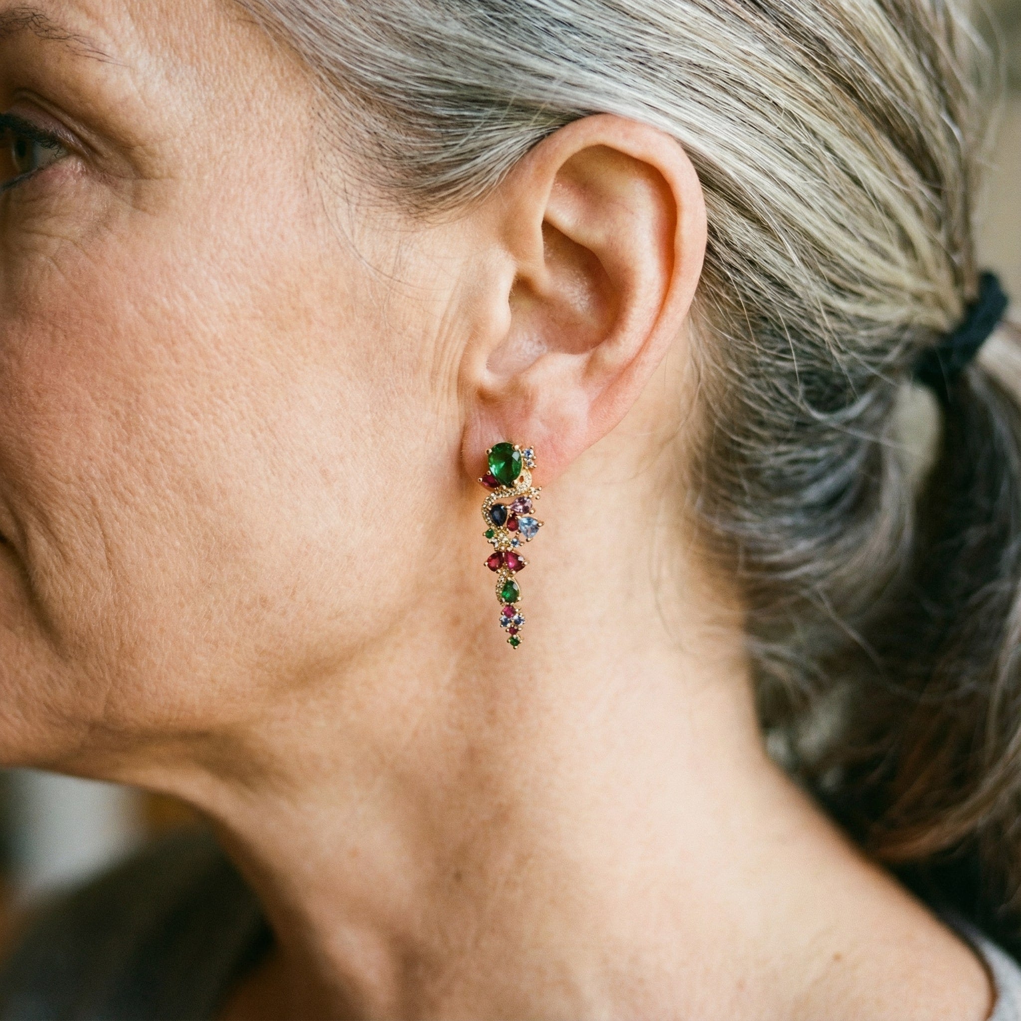 Náušnice ze zlata s multicolorovými zirkony