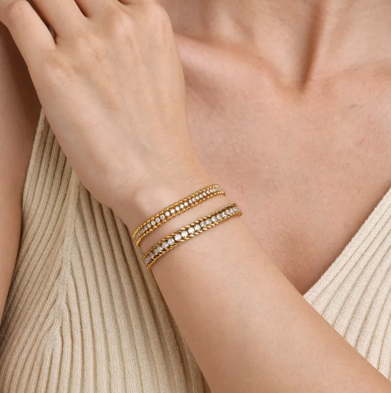 Náramek z Nerezové Oceli s Řetězem z Zirkonu