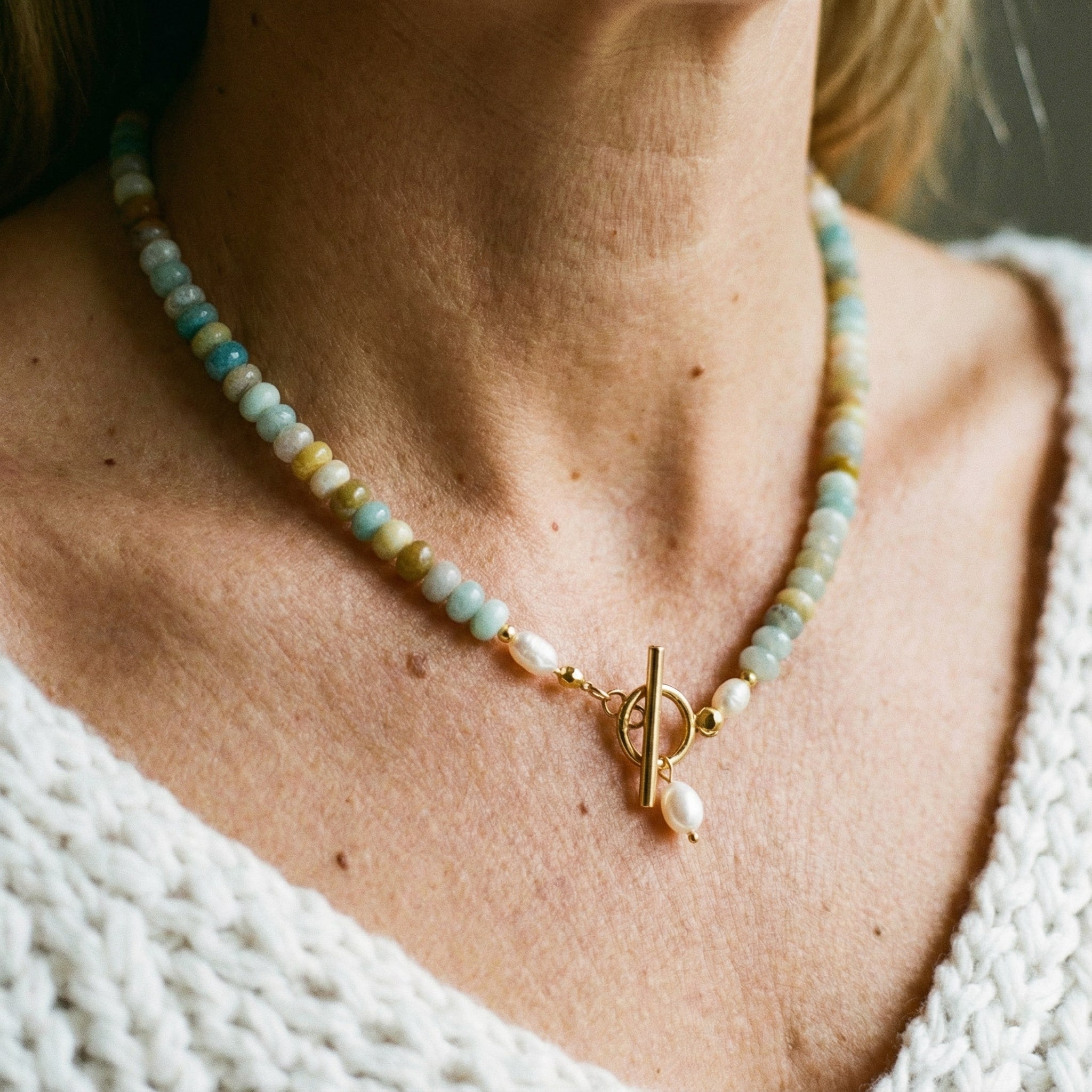 Vintage zlatý náhrdelník s kameny